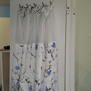 Hotel style shower curtain snap in liner buttons in back